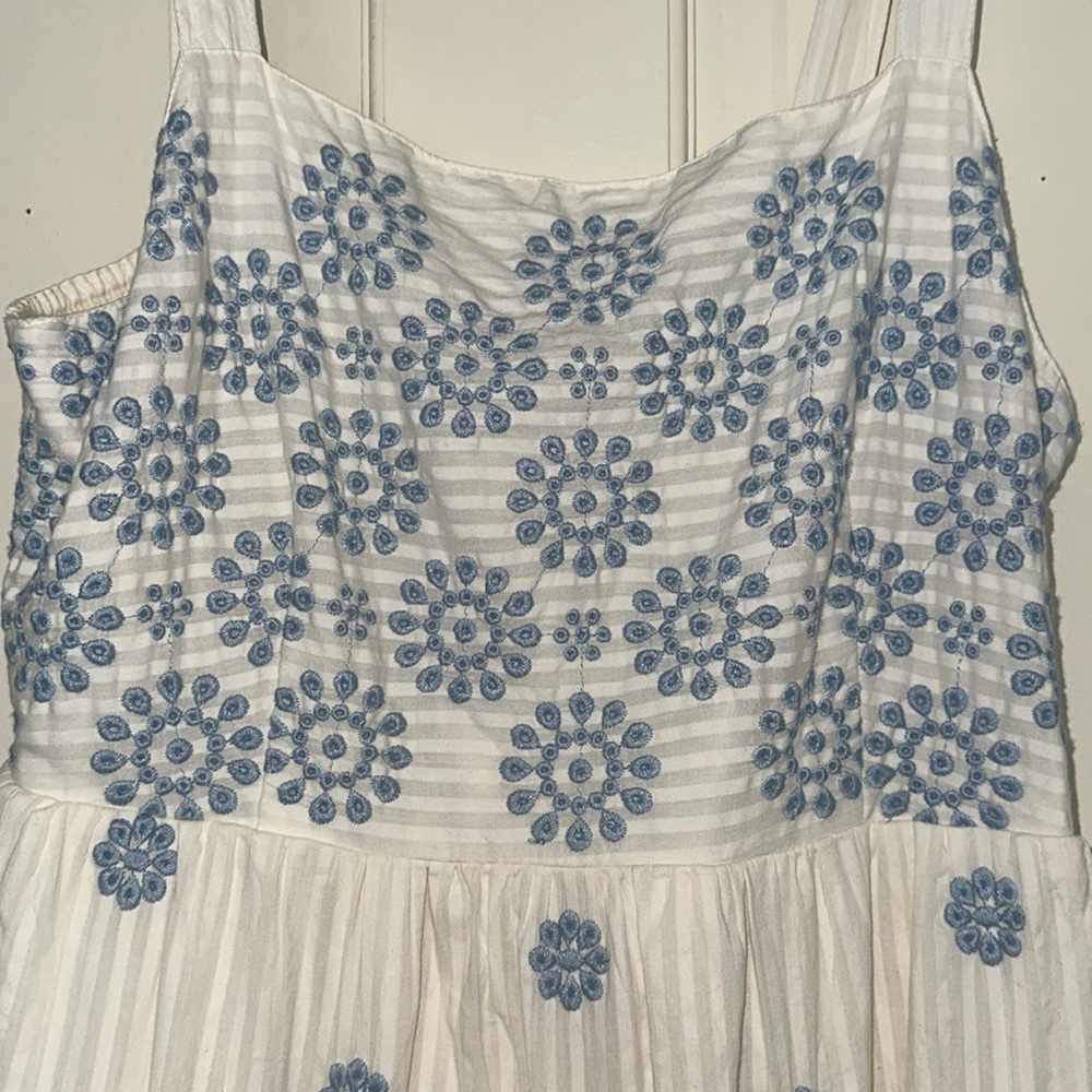 American Eagle Spring Summer Maxi Dress sz L. Embroidered - Picture 4 of 10